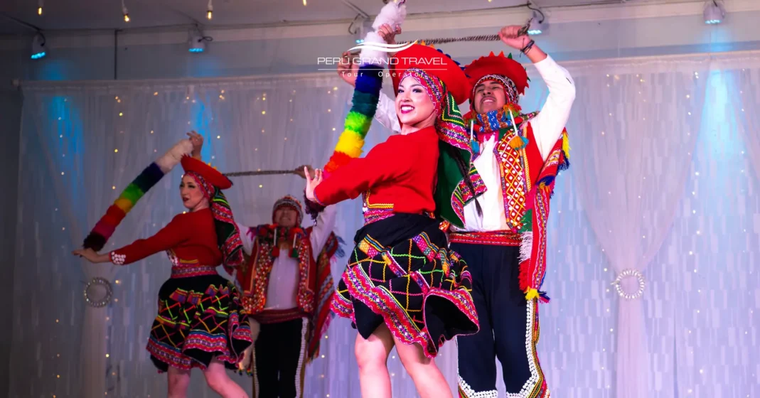 7 Danzas Tradicionales de Perú que Debes Vivir en 2026: Un Privilegio Cultural 4 Danza andina Valicha