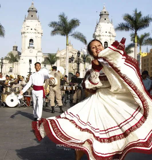Mejor época para visitar Lima: Guía completa de clima, temporadas y consejos 3 Festival de la Marinera