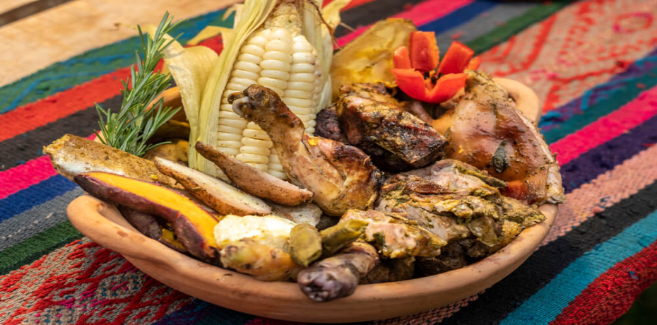 Que hacer en Puno con tu familia: Aventura en el corazon de los Andes Peruanos 5 Pachamanca-plato-típico-de-puno