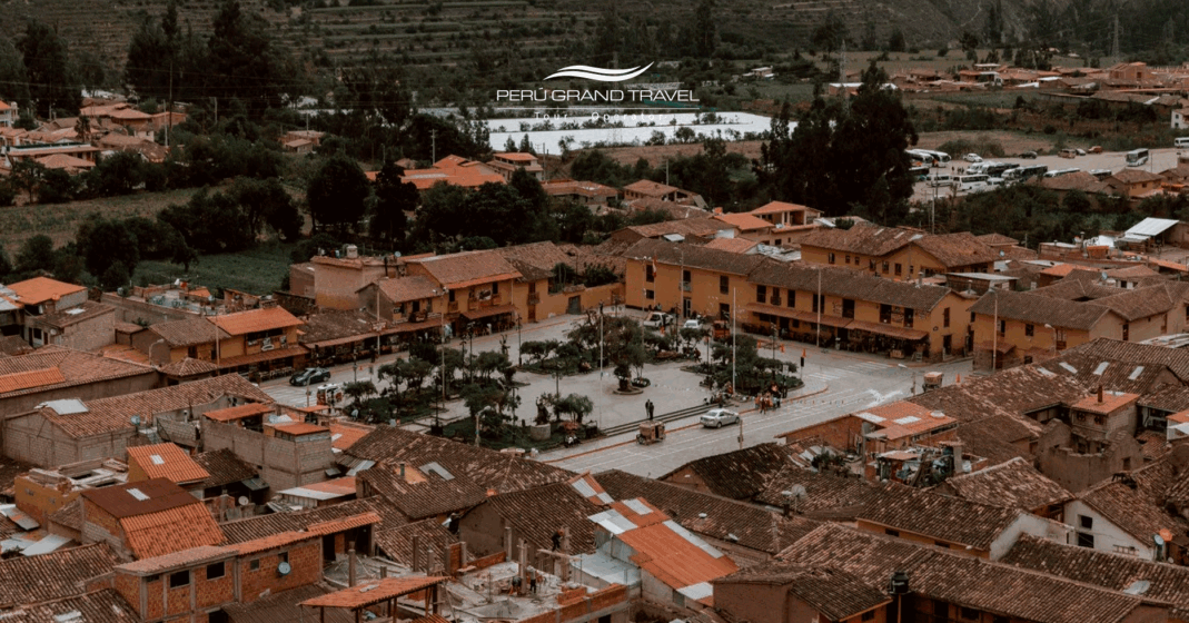 15 Experiencias de Poder: La Guía Definitiva de Cosas que Hacer en el Valle Sagrado 5 Pueblo de Ollantaytambo y Plaza Principal