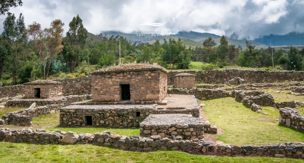 Explora el corazón de los Andes – Las mejores cosas que hacer en Huaraz 4 Ruinas Wari de Wilcahuain