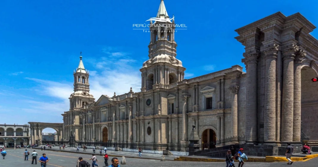 catedral de arequipa, iglesias de peru, iglesias de arequipa, iglesias que debes visitar estando en peru