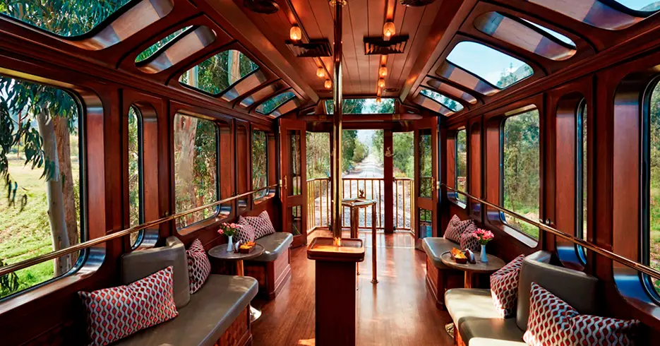 Viaja de Lujo a Machu Picchu en el Tren Hiram Bingham 7 coche observatorio en el tren hiram bingham