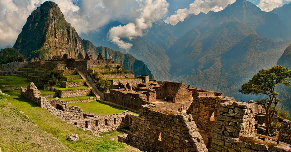 10 curiosidades de Machu Picchu que te sorprenderán 3 contrucciones de machu picchu