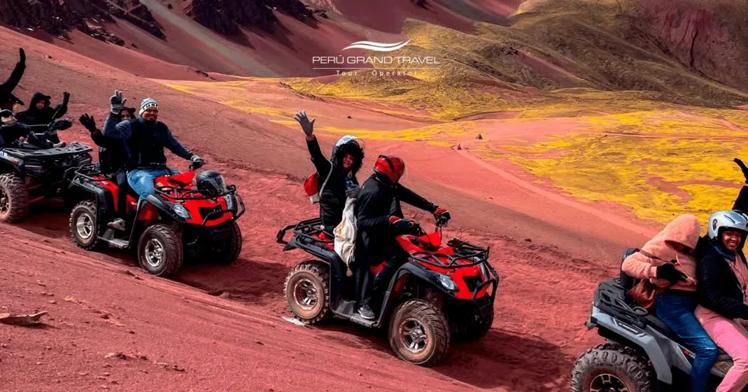 Tours en cuatrimoto en Cusco 2026: La Arte de Combinar Adrenalina y Paisajes Sagrados 2 cuatrimoto-en-la-montaña-vinicunca
