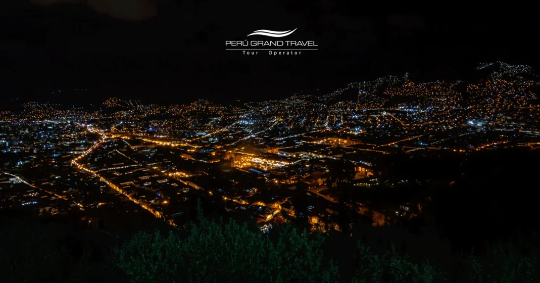 Perú en junio de 2026: 7 Secretos para la Escapada de Invierno Definitiva 3 cusco peru en junio de noche