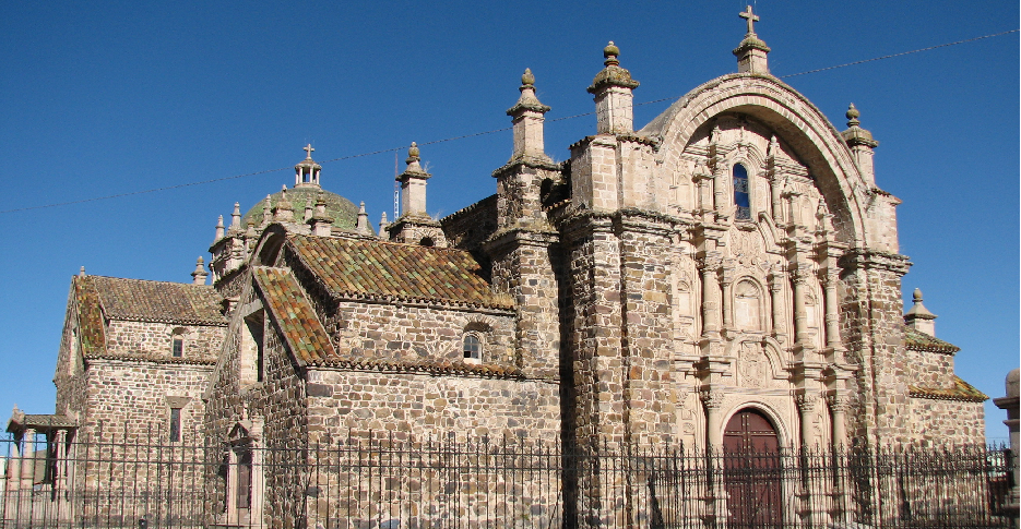 iglesia-colonial-de-lampa-puno