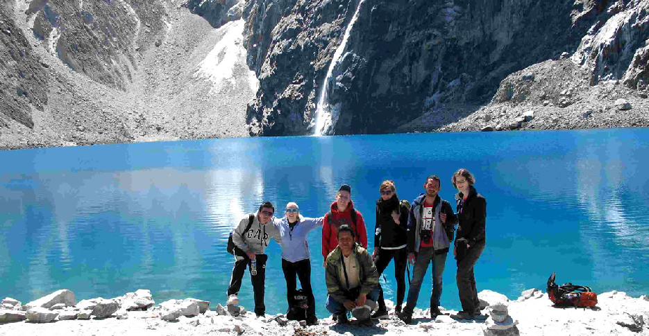 Explora el corazón de los Andes – Las mejores cosas que hacer en Huaraz 3 laguna-paron-en-ancash-peru