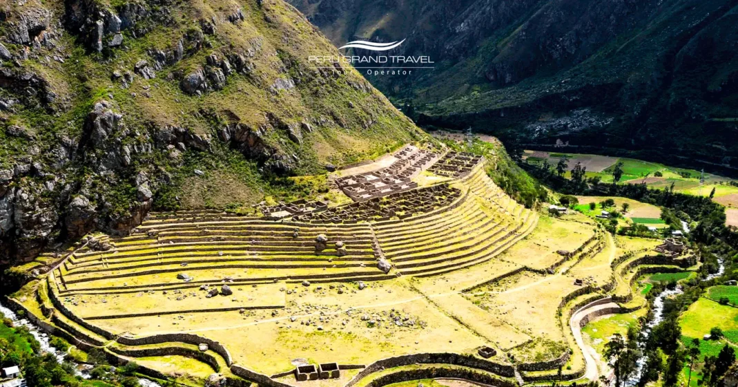 ¿Camino Inca agotado? 5 Alternativas épicas cuando los permisos se terminan 2 llactapata-sendero-del-Camino-Inca-clásico