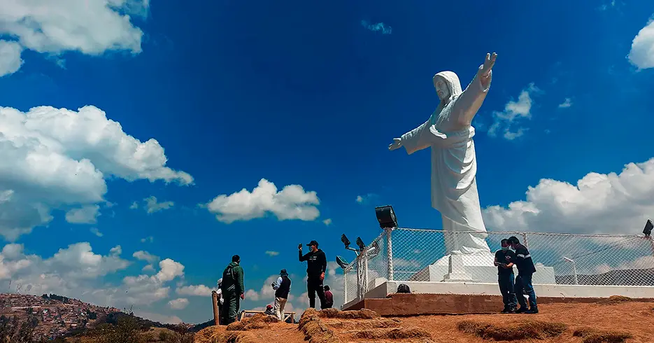 Los mejores 5 miradores en Cusco para tus fotos 1 miradores en cusco - mirador cristo blanco
