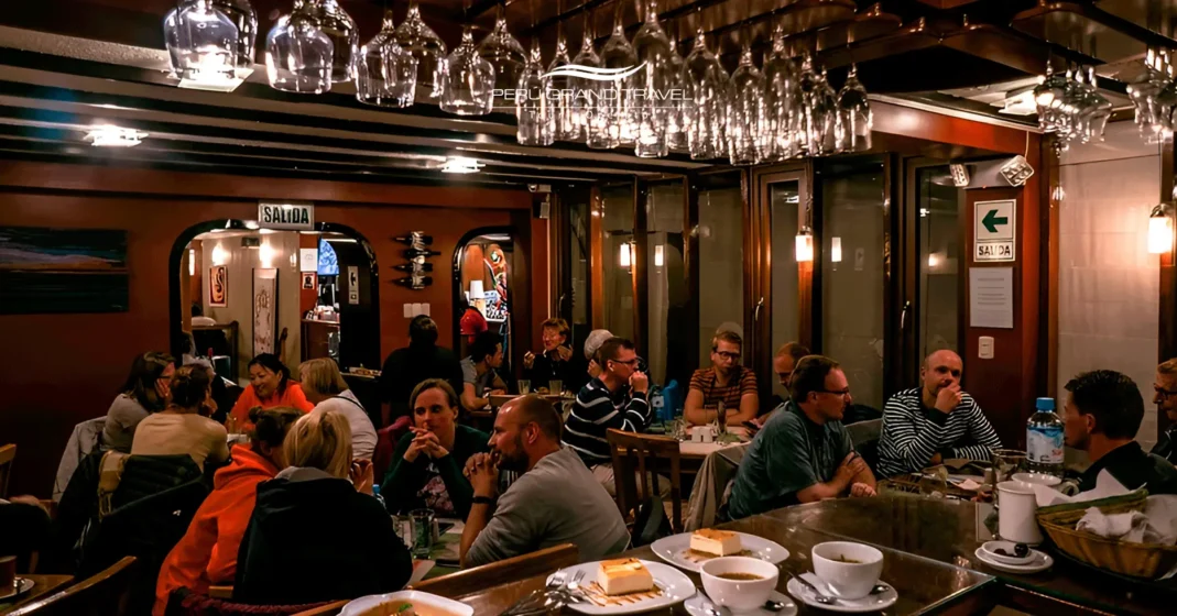10 Experiencias Irresistibles: La Guía de Comida en Puno que necesitas para tu viaje 2 mojsa-restaurante-en-puno
