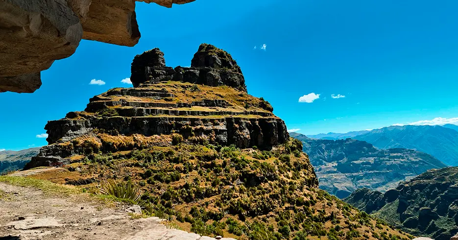 paisajes en peru waqrapukara estrucutra inca