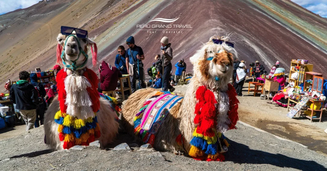 Paquetes para Perú 2026: La Guía Definitiva para Elegir la Jornada de Tu Vida 3 paquete-para-peru-a-montaña-de-colores