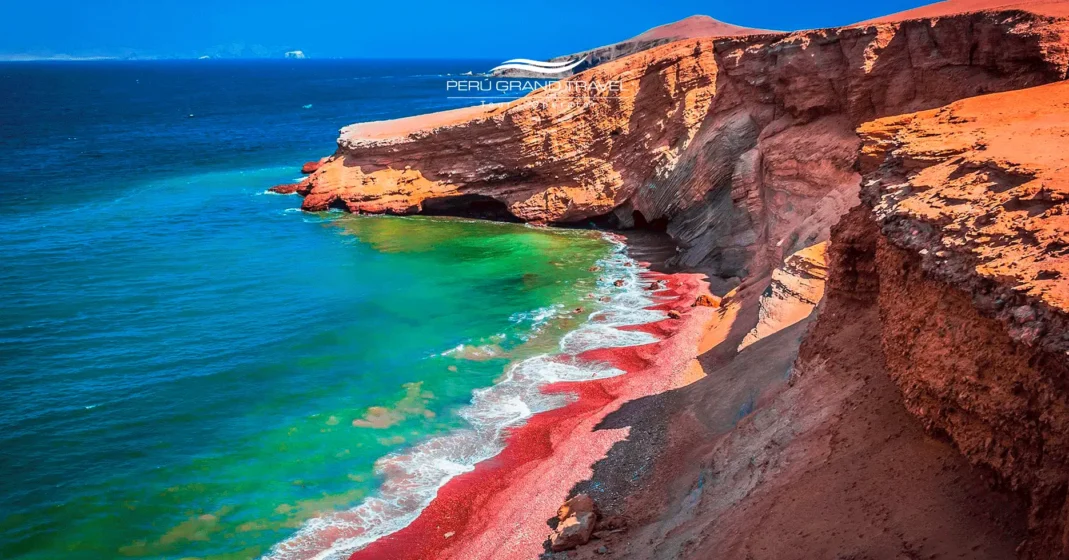 playa-roja-de-paracas