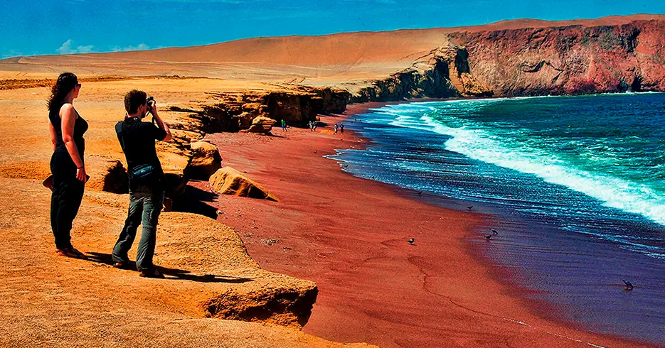 que ver en peru - reserva nacional de paracas, playa roja