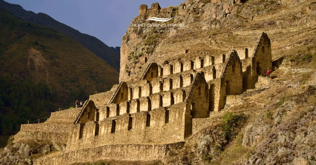 10 Increíbles Descubrimientos Sobre Qué Hacer en Ollantaytambo: La Guía Definitiva de la Ciudad Inca Viviente 1 ruinas de Pinkuylluna