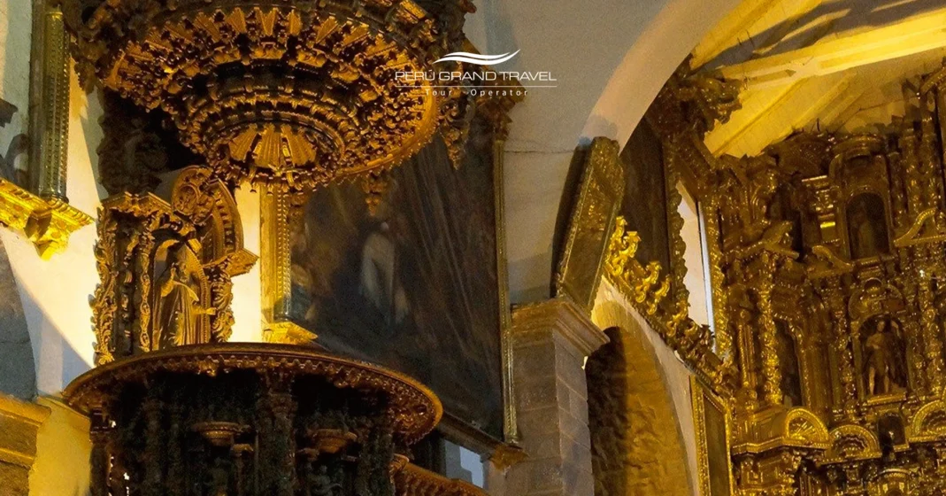 templo de san blas, entrada a interior del templo de san balas