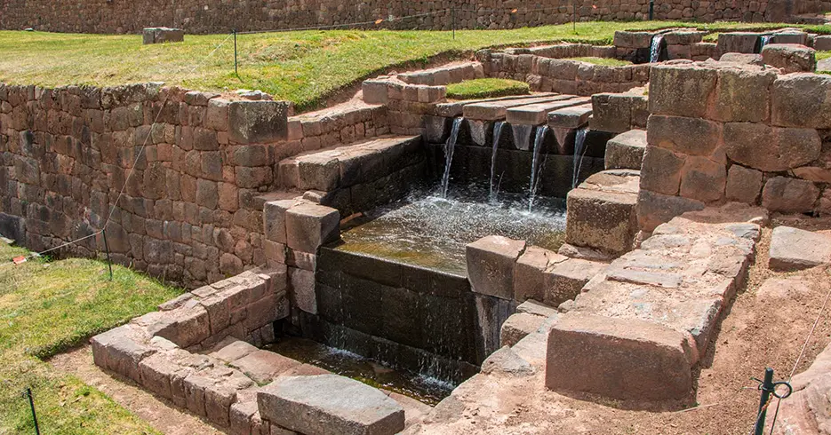 Tipon en el circuito de valle sur en cusco