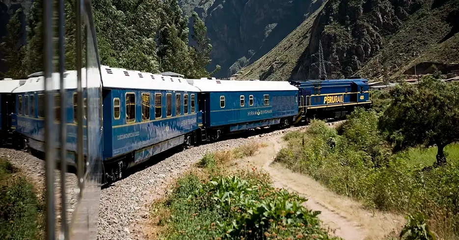 Viaja de Lujo a Machu Picchu en el Tren Hiram Bingham 3 vistas del tren hiram bingham a machu picchu