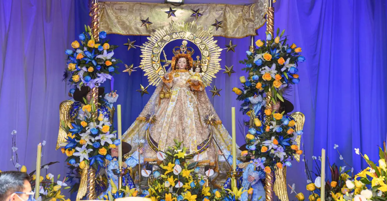 Tradiciones de la Candelaria en Puno: Una fiesta de fe y cultura 1 virgen-de-la-candelaria-puno