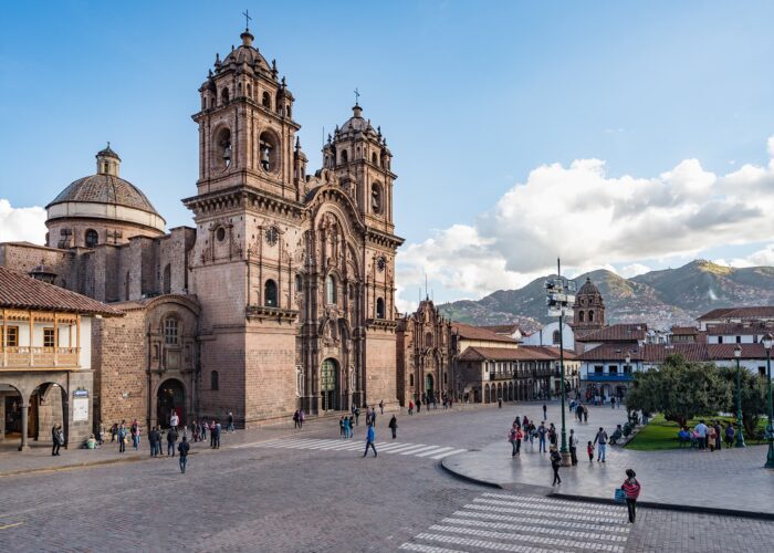 Plaza de armas de Cusco y la catedral